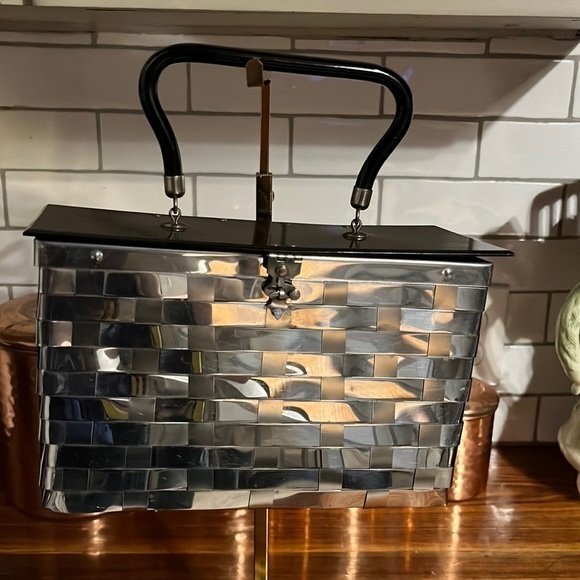 dorset rex Handbags - Vintage Dorset Rex fifth avenue bag from the 50s. Metal! Basket weave
